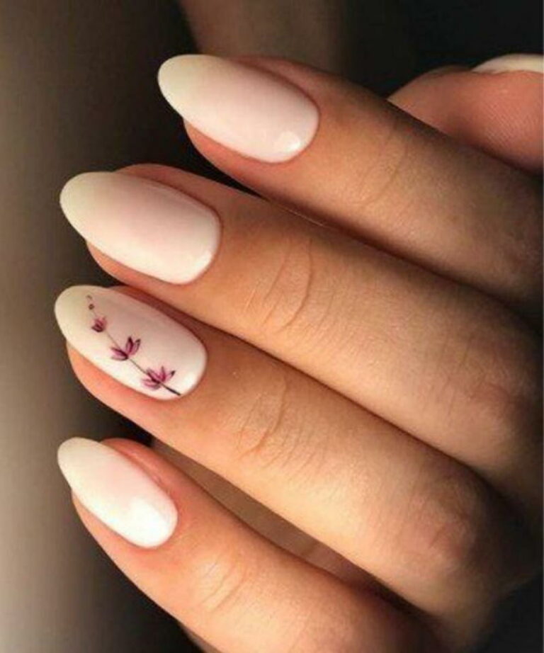 40 красивых идей нежного светлого маникюра - womenres.ru