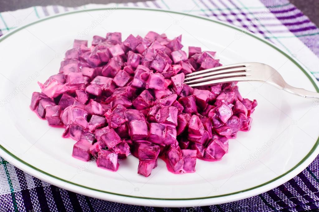 5 замечательных салатов из свеклы, которые укрепят ваш мозг, сердце и сосуды