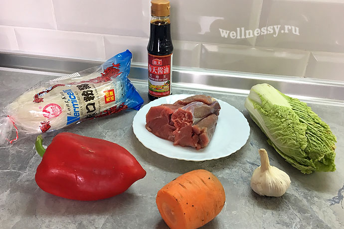 Фунчоза с мясом и овощами: домашний рецепт приготовления