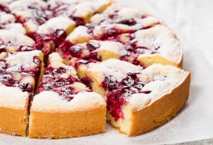Самый лучший рецепт вишнево-сметанного пирога. Просто пальчики оближешь!