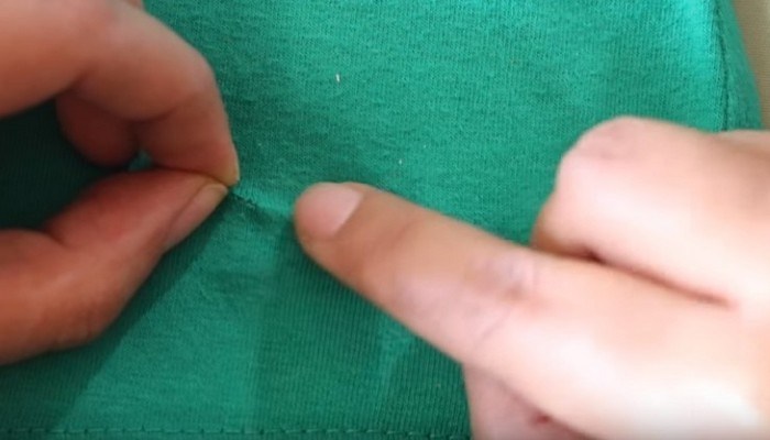 Как быстро починить порванную одежду... БЕЗ ИГОЛКИ И НИТКИ